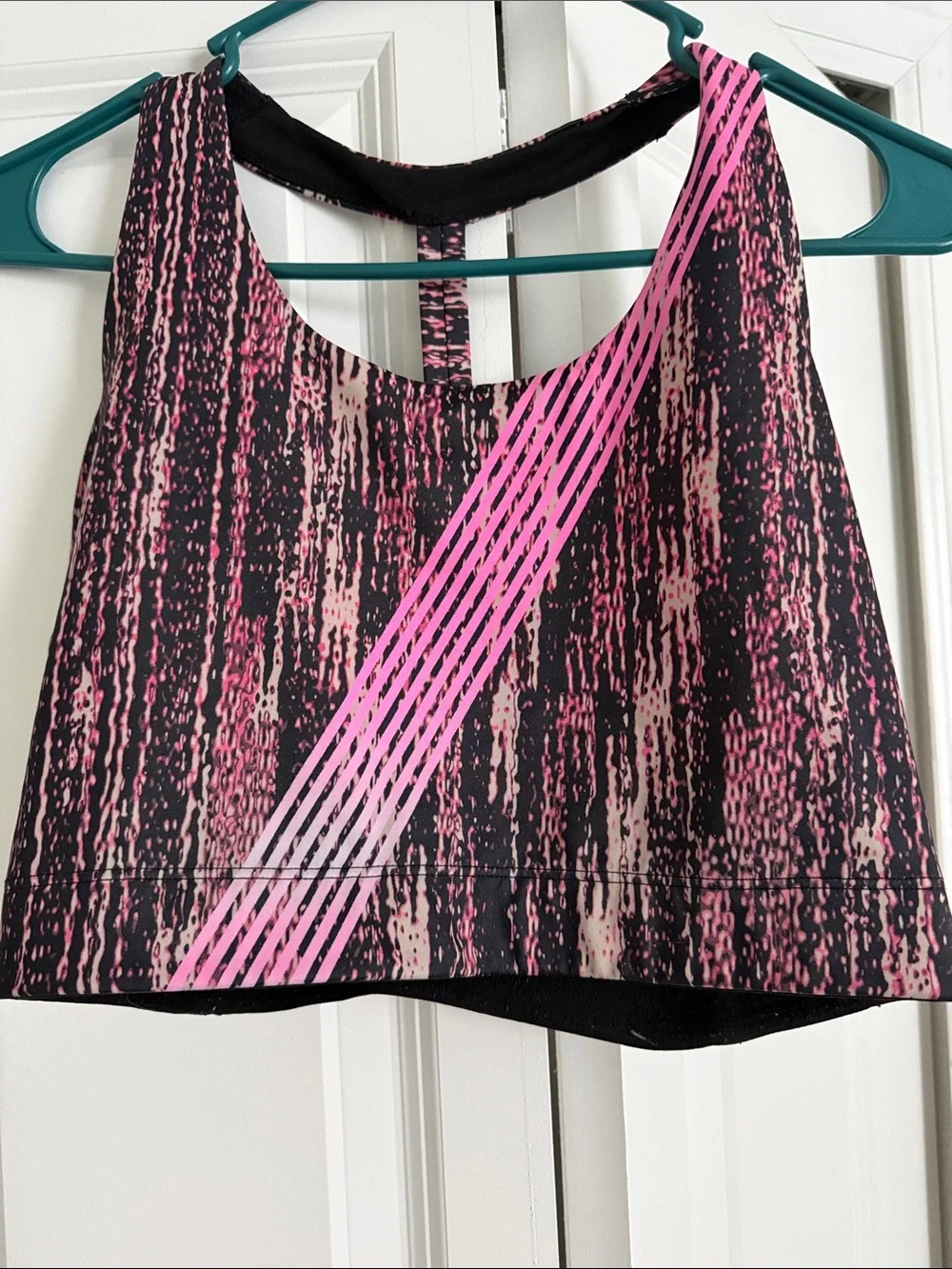 Women's Pink and Black Patterned Athletic Sports Bra